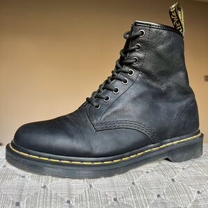 Dr. Martens 20846 Black Smooth Leather 8-Eye Combat Boot Men 9 Women 10 Grunge